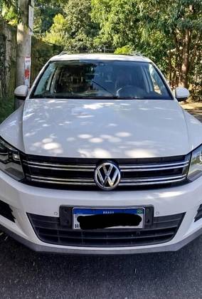 VOLKSWAGEN TIGUAN 2.0 TSI 16V TURBO GASOLINA 4P TIPTRONIC VOLKSWAGEN TIGUAN 2.0 TSI 16V TURBO GASOLINA 4P TIPTRONIC